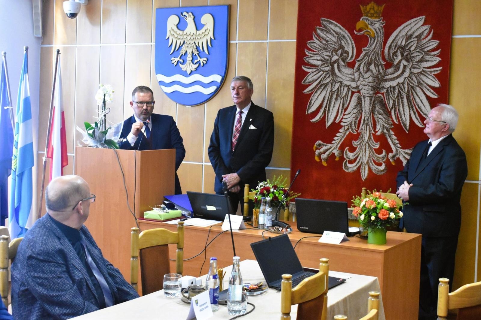 Zdjęcie w galerii na portalu naszwodzislaw.com: Podsumowań nadszedł czas. Ostatnia sesja Rady Gminy Godów za nami wiadomości z regionu