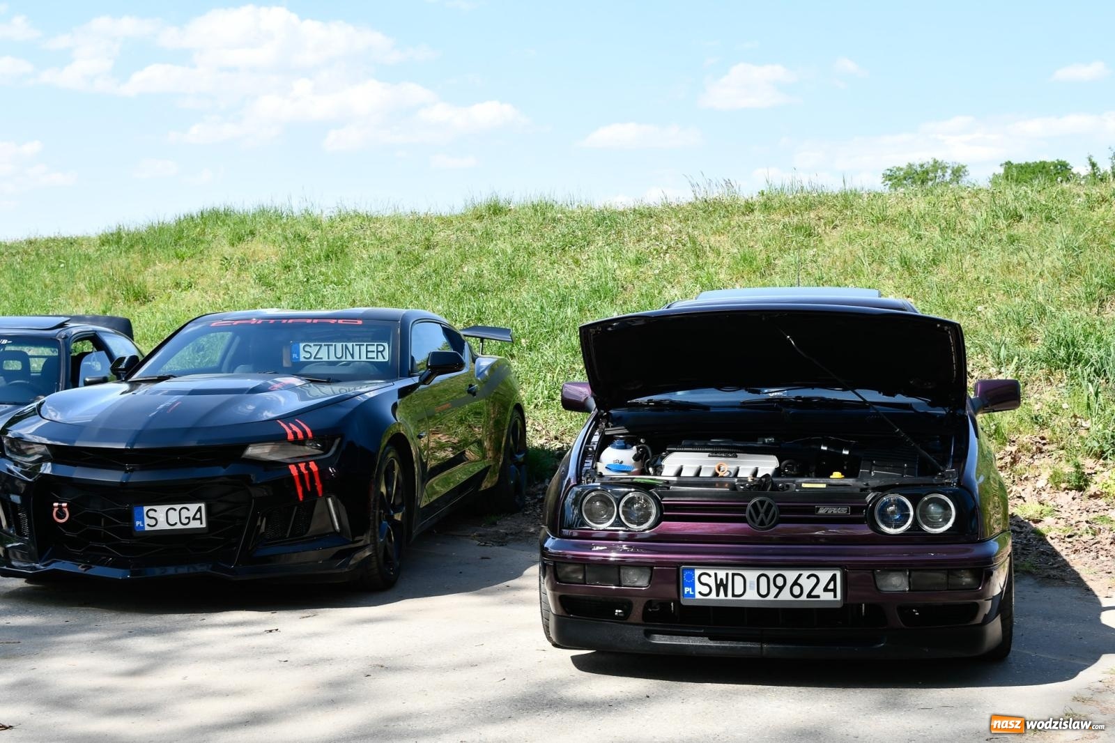 Zdjęcie w galerii na portalu naszwodzislaw.com: Tuningowane wozy na Magicznej Plaży w Bukowie [FOTO i WIDEO] wiadomości z regionu