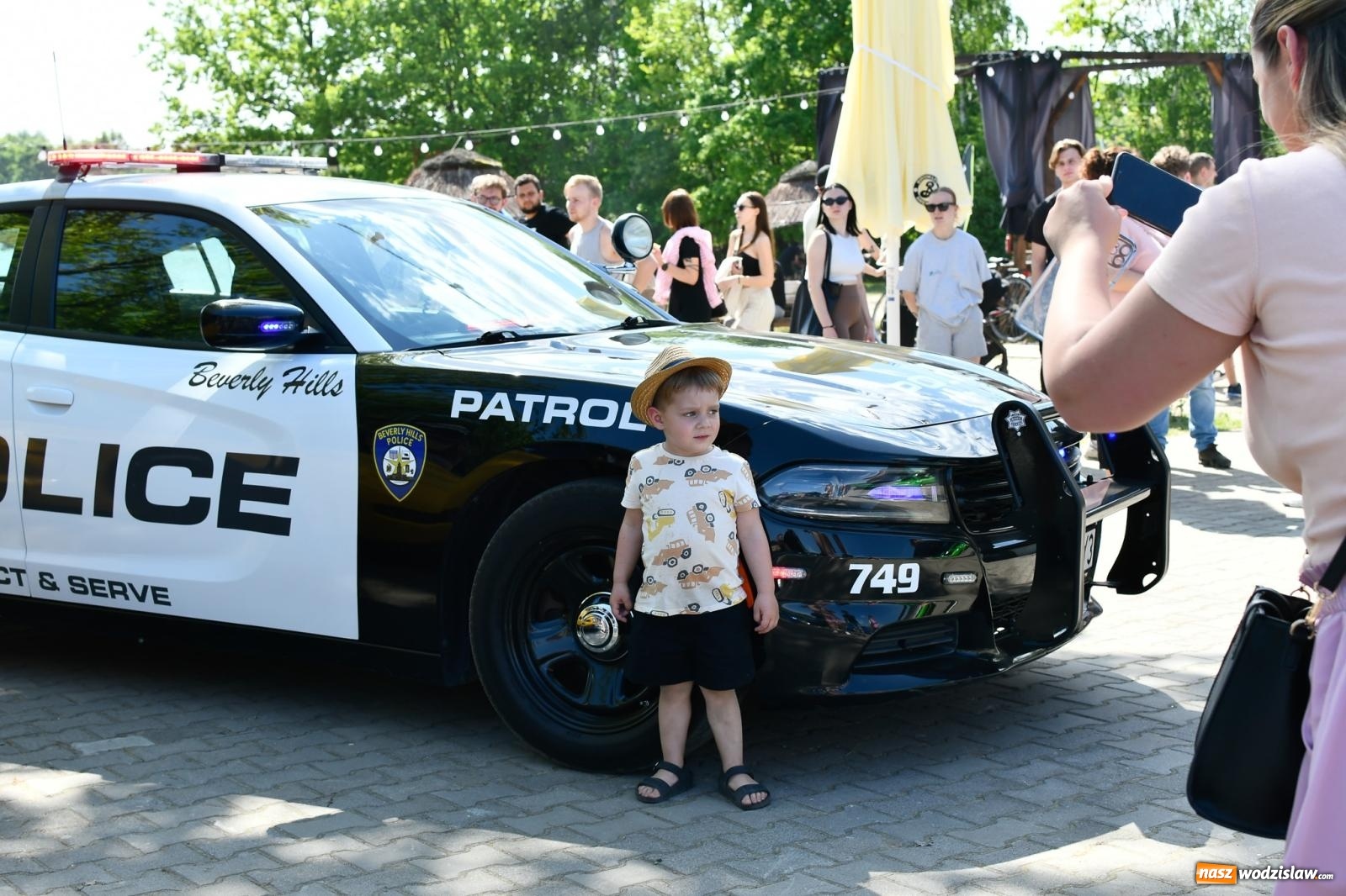 Zdjęcie w galerii na portalu naszwodzislaw.com: Tuningowane wozy na Magicznej Plaży w Bukowie [FOTO i WIDEO] wiadomości z regionu