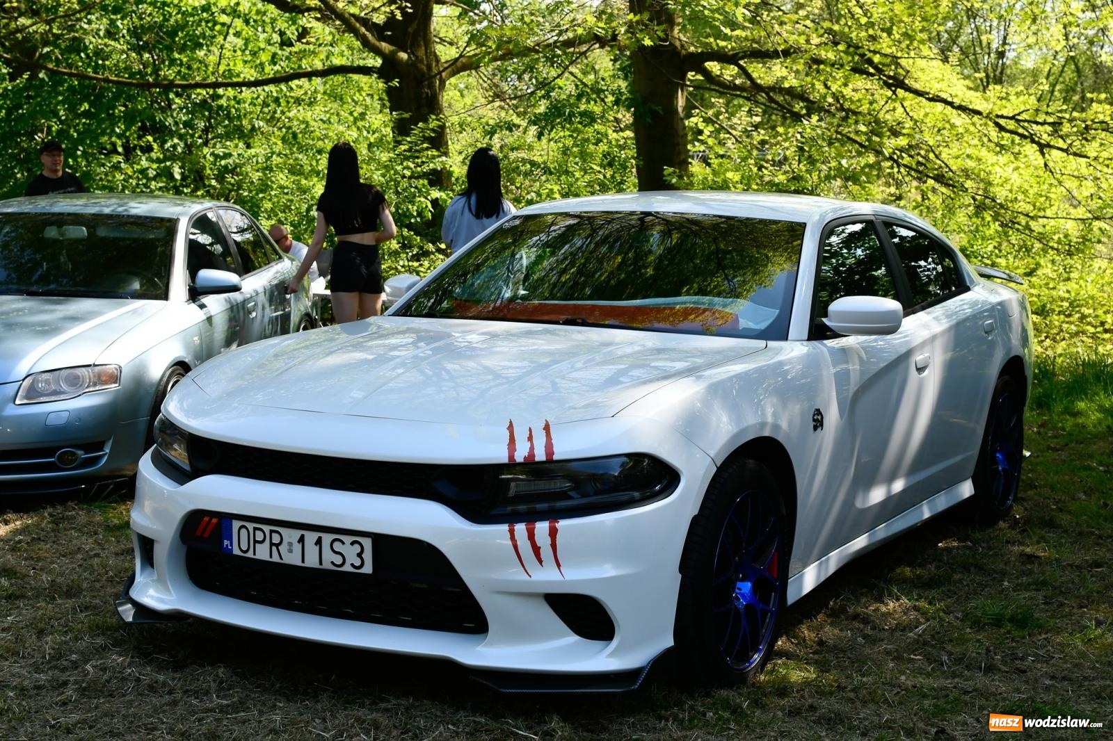 Zdjęcie w galerii na portalu naszwodzislaw.com: Tuningowane wozy na Magicznej Plaży w Bukowie [FOTO i WIDEO] wiadomości z regionu