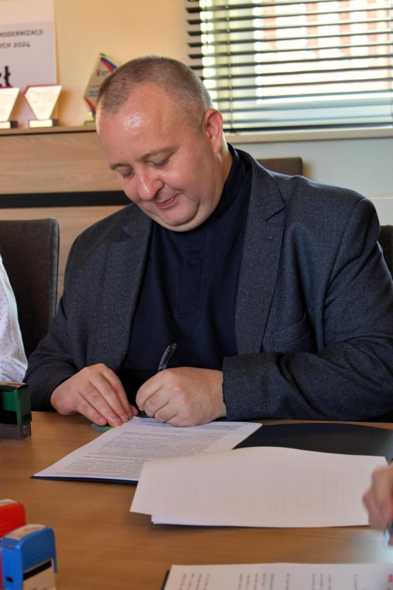 Zdjęcie w galerii na portalu naszwodzislaw.com: Ośrodek Wsparcia w Połomi nadal pod auspicjami Caritasu wiadomości z regionu