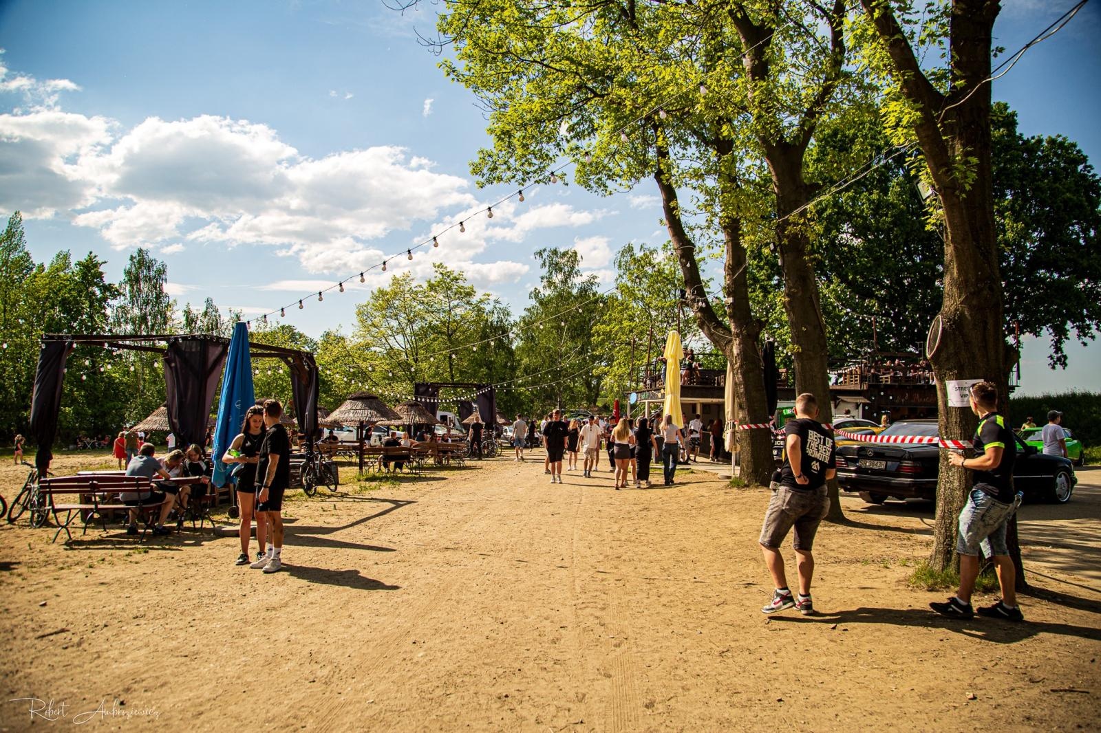 Zdjęcie w galerii na portalu naszwodzislaw.com: Petrol Beach - Zlot Samochodów Tuningowanych w Bukowie na bis! [FOTO] wiadomości z regionu