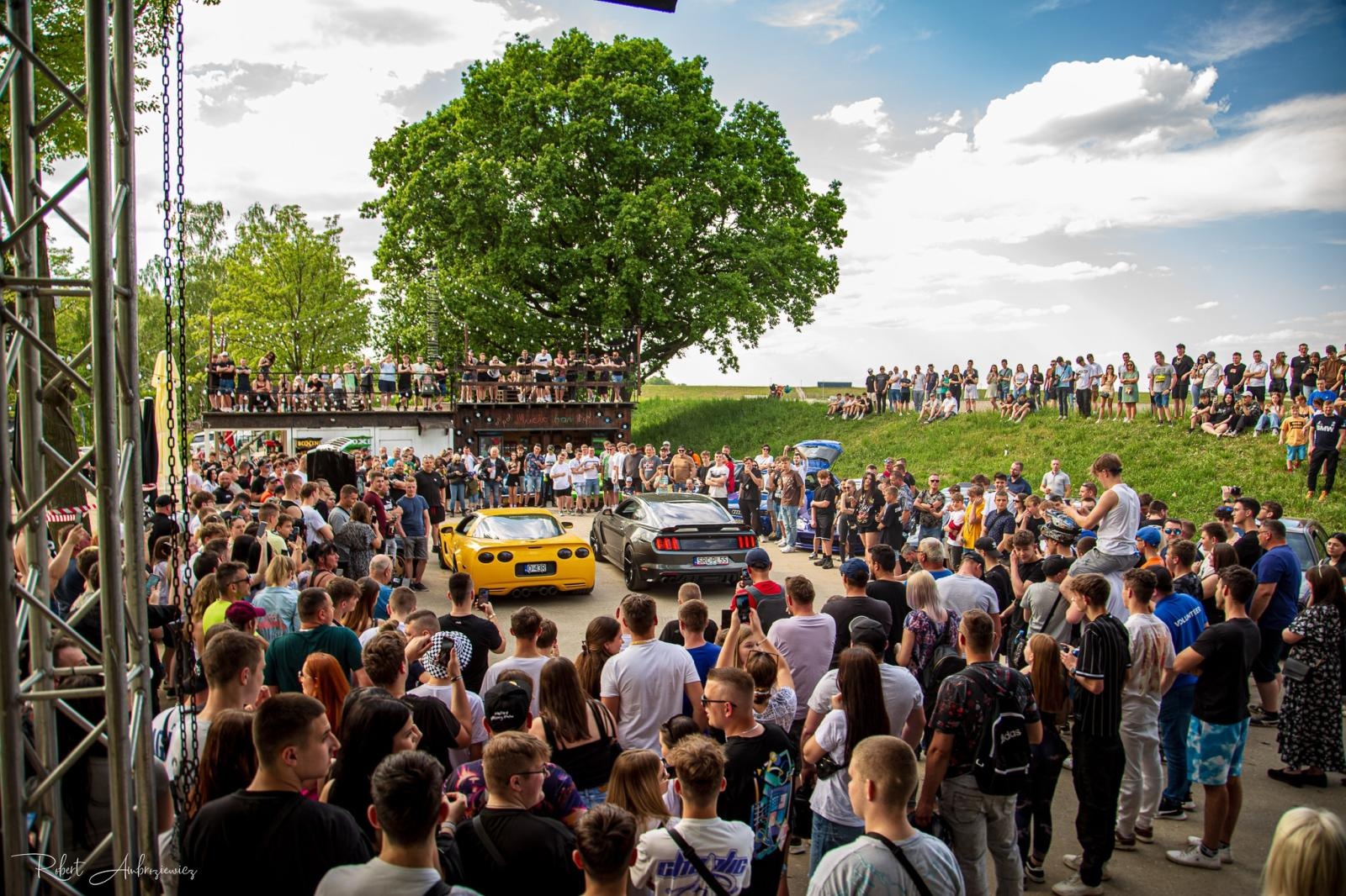 Zdjęcie w galerii na portalu naszwodzislaw.com: Petrol Beach - Zlot Samochodów Tuningowanych w Bukowie na bis! [FOTO] wiadomości z regionu