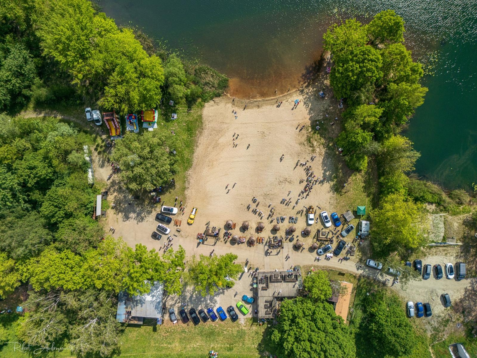 Zdjęcie w galerii na portalu naszwodzislaw.com: Petrol Beach - Zlot Samochodów Tuningowanych w Bukowie na bis! [FOTO] wiadomości z regionu