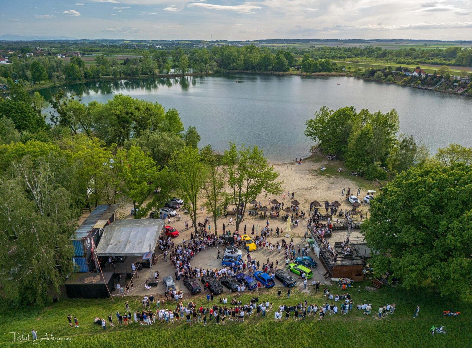 Zdjęcie w galerii na portalu naszwodzislaw.com: Petrol Beach - Zlot Samochodów Tuningowanych w Bukowie na bis! [FOTO] wiadomości z regionu