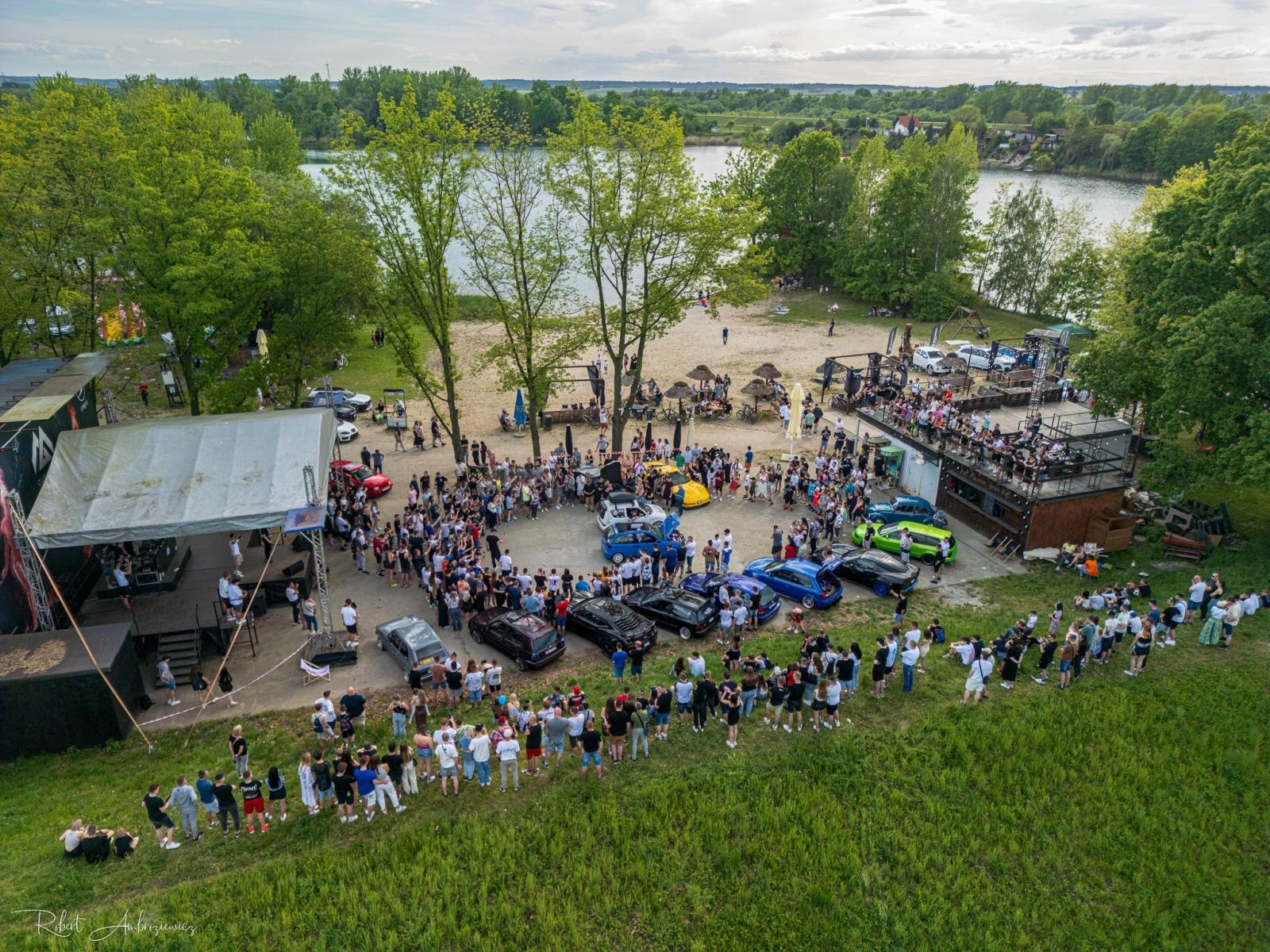 Zdjęcie w galerii na portalu naszwodzislaw.com: Petrol Beach - Zlot Samochodów Tuningowanych w Bukowie na bis! [FOTO] wiadomości z regionu