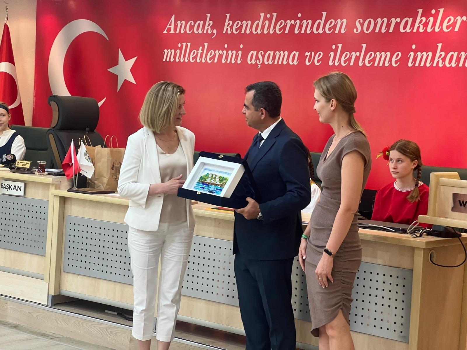 Zdjęcie w galerii na portalu naszwodzislaw.com: Uczniowie zawadzkiej szkoły z wizytą w słonecznej Alanyi [FOTO] wiadomości z regionu