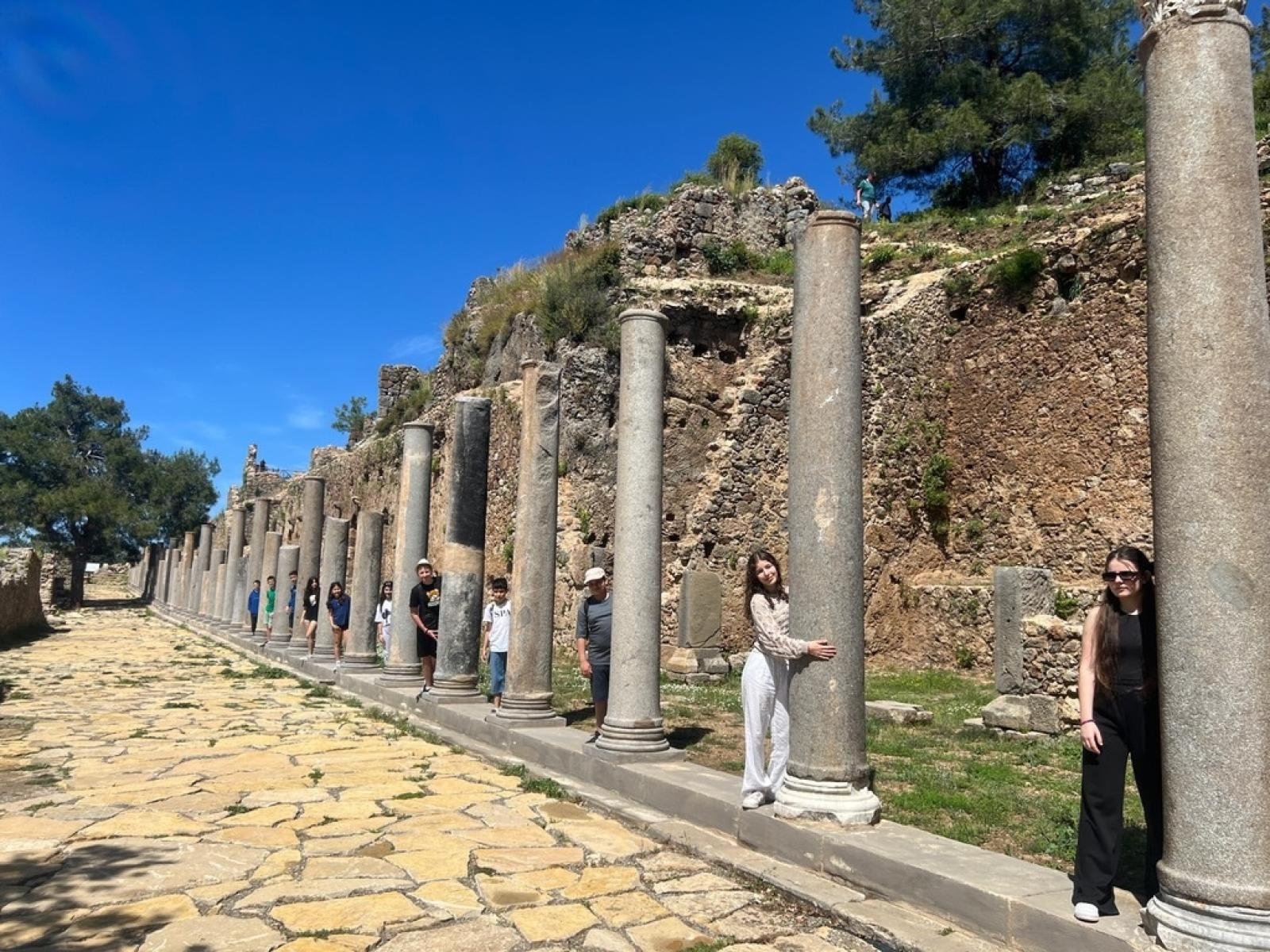 Zdjęcie w galerii na portalu naszwodzislaw.com: Uczniowie zawadzkiej szkoły z wizytą w słonecznej Alanyi [FOTO] wiadomości z regionu