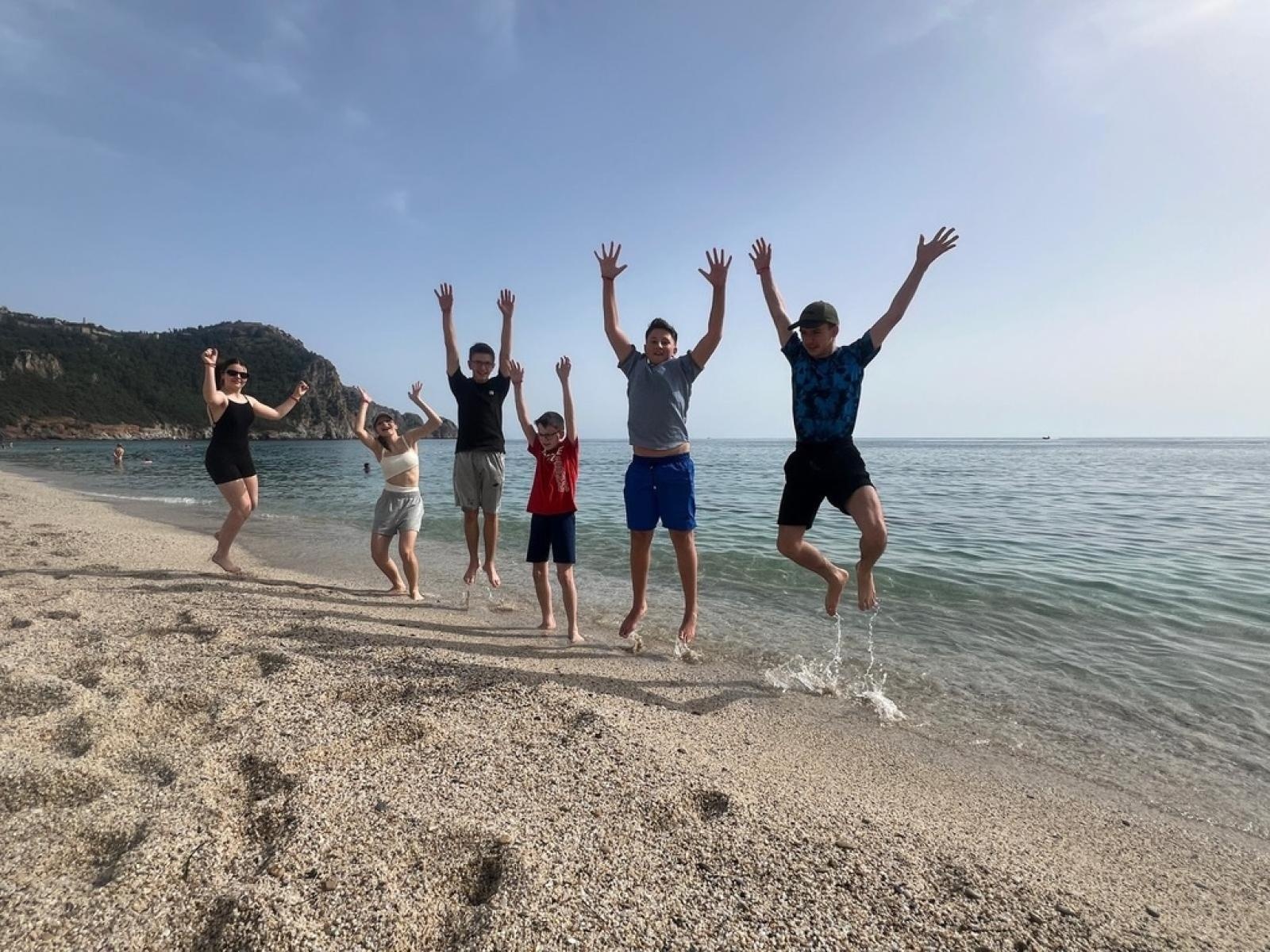 Zdjęcie w galerii na portalu naszwodzislaw.com: Uczniowie zawadzkiej szkoły z wizytą w słonecznej Alanyi [FOTO] wiadomości z regionu