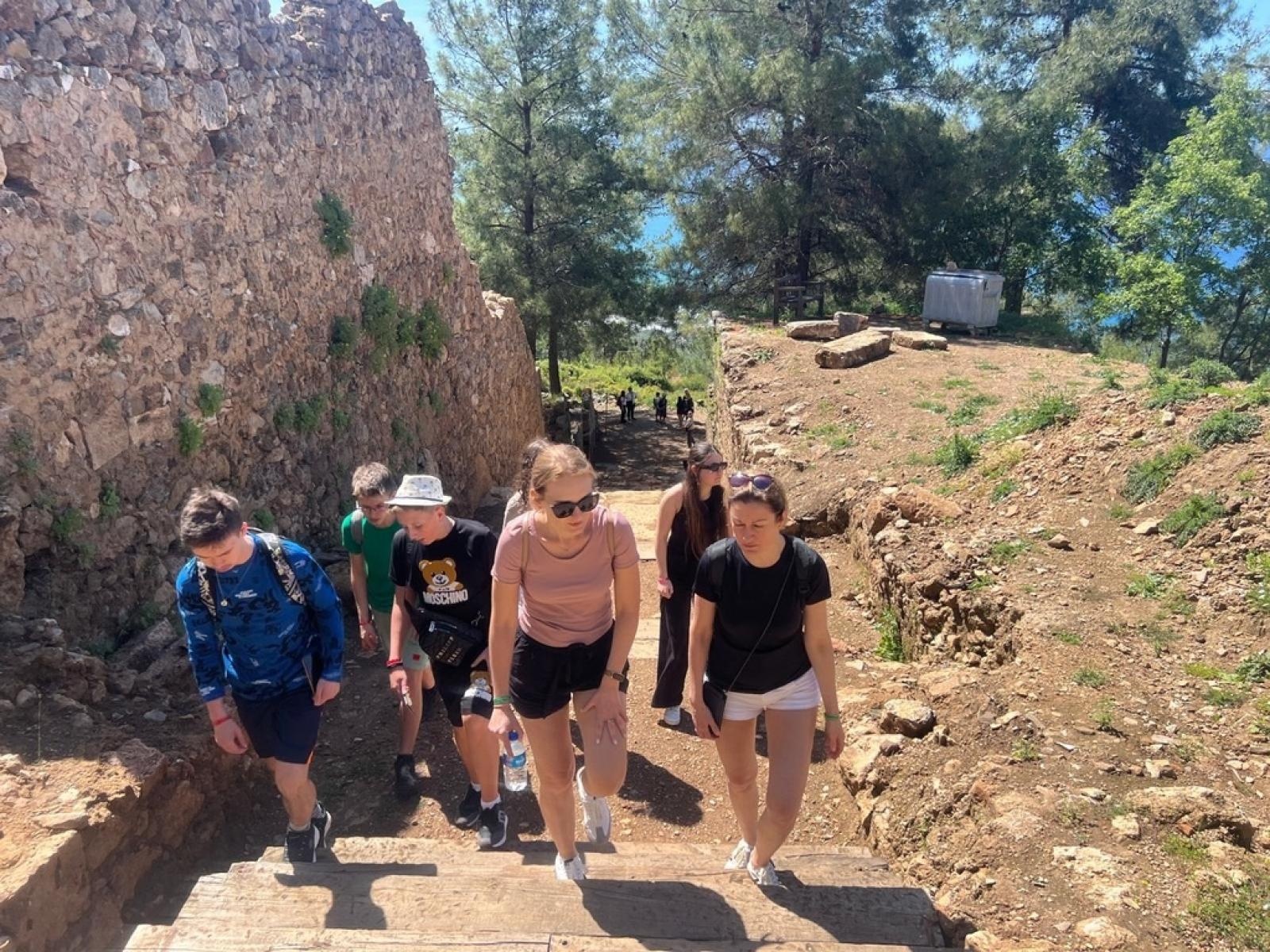 Zdjęcie w galerii na portalu naszwodzislaw.com: Uczniowie zawadzkiej szkoły z wizytą w słonecznej Alanyi [FOTO] wiadomości z regionu