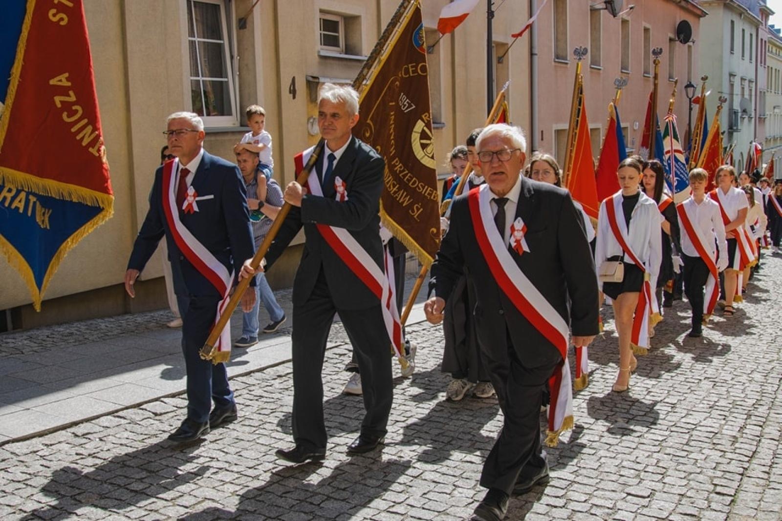 Zdjęcie w galerii na portalu naszwodzislaw.com: Majówka w Wodzisławiu Śląskim. Frekwencja dopisała [FOTO i WIDEO] wiadomości z regionu