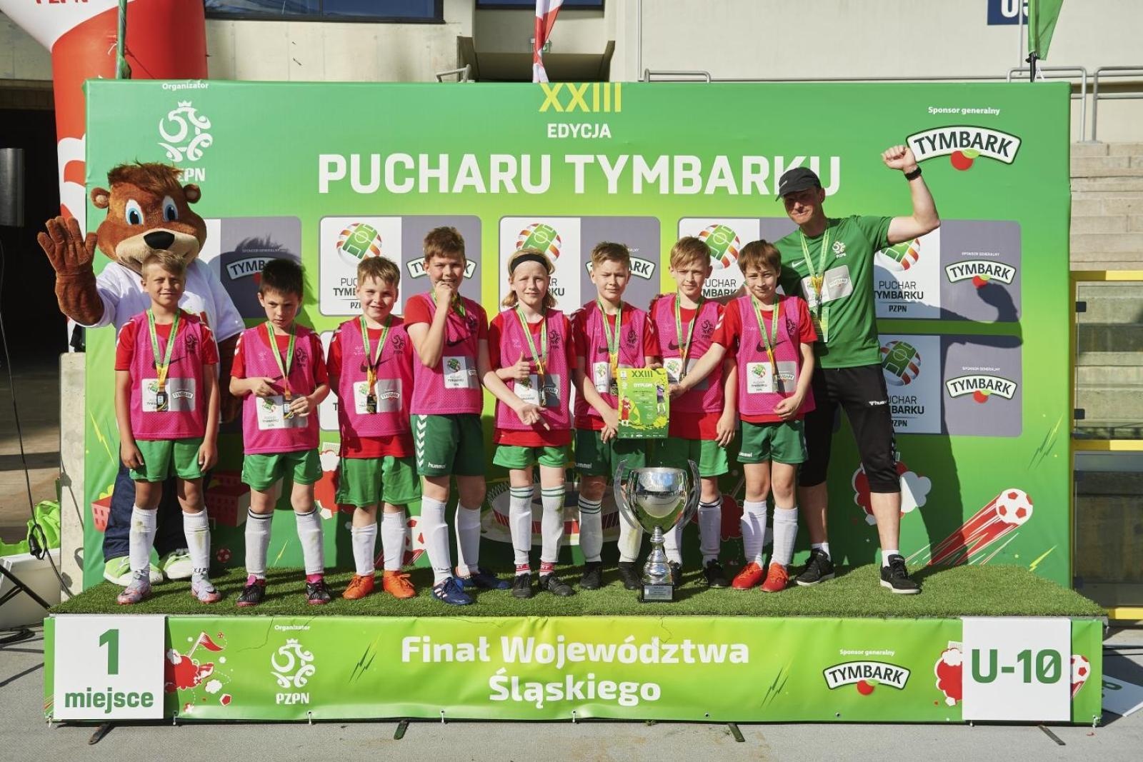Zdjęcie w galerii na portalu naszwodzislaw.com: Puchar Tymbarku wkracza w decydującą fazę. Czas na Śląski Finał Wojewódzki wiadomości z regionu