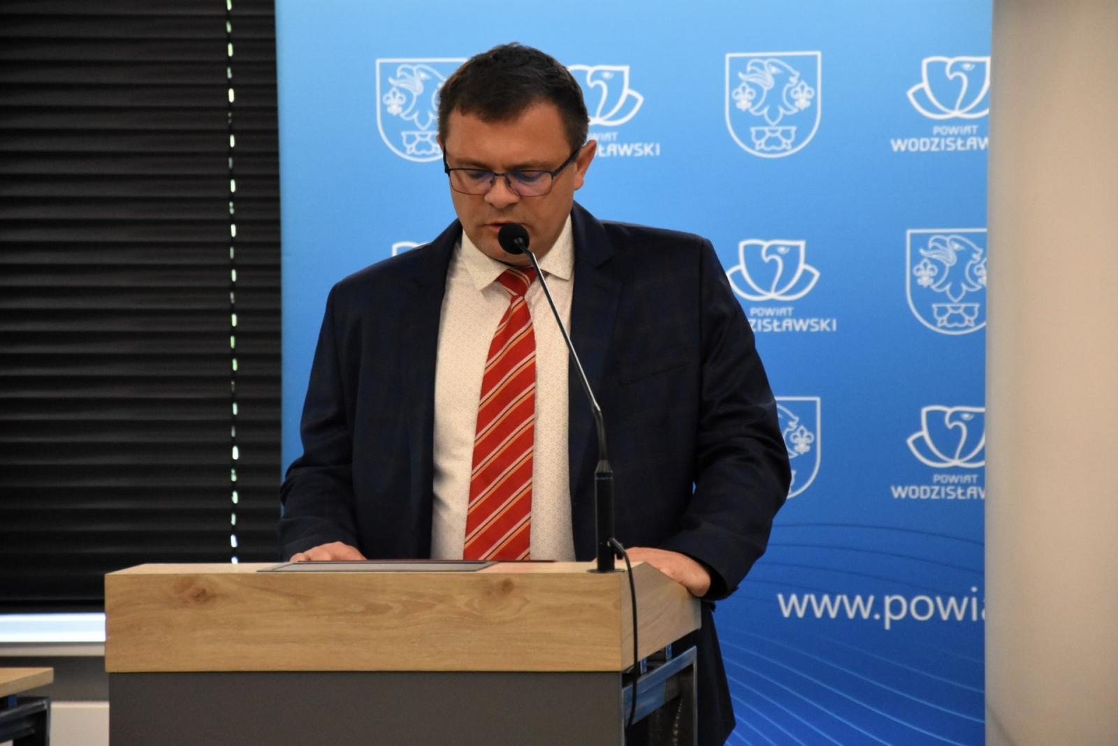 Zdjęcie w galerii na portalu naszwodzislaw.com: Zarząd Powiatu Wodzisławskiego siódmej kadencji wybrany wiadomości z regionu