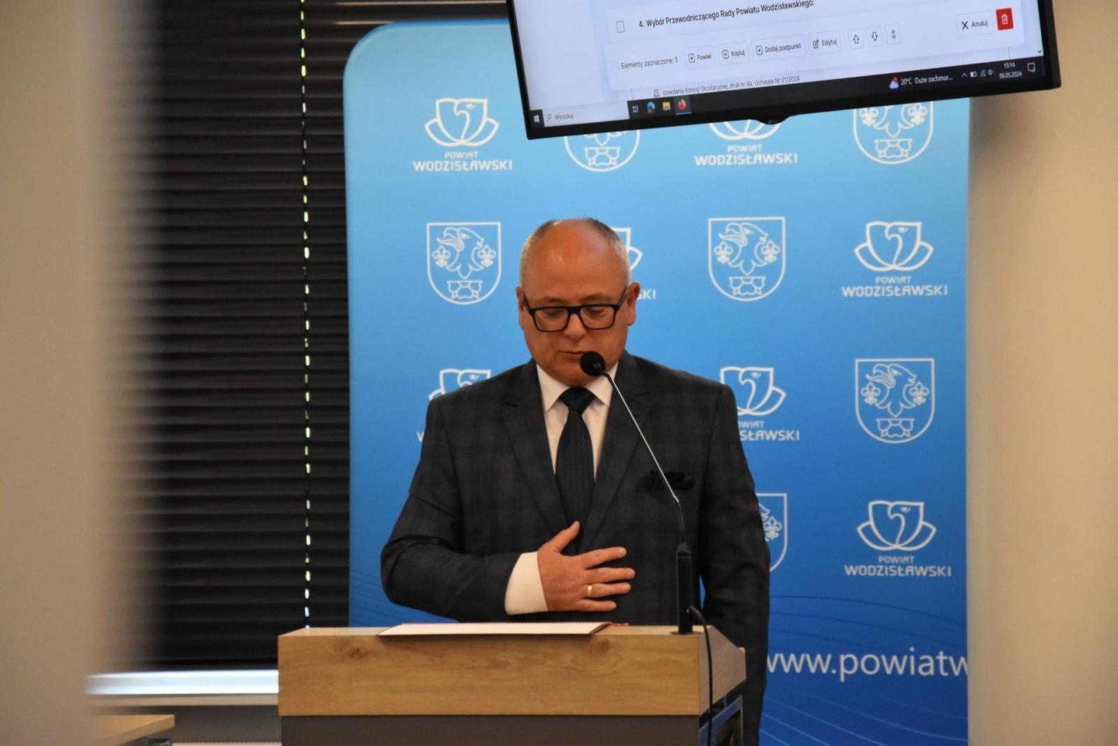 Zdjęcie w galerii na portalu naszwodzislaw.com: Zarząd Powiatu Wodzisławskiego siódmej kadencji wybrany wiadomości z regionu