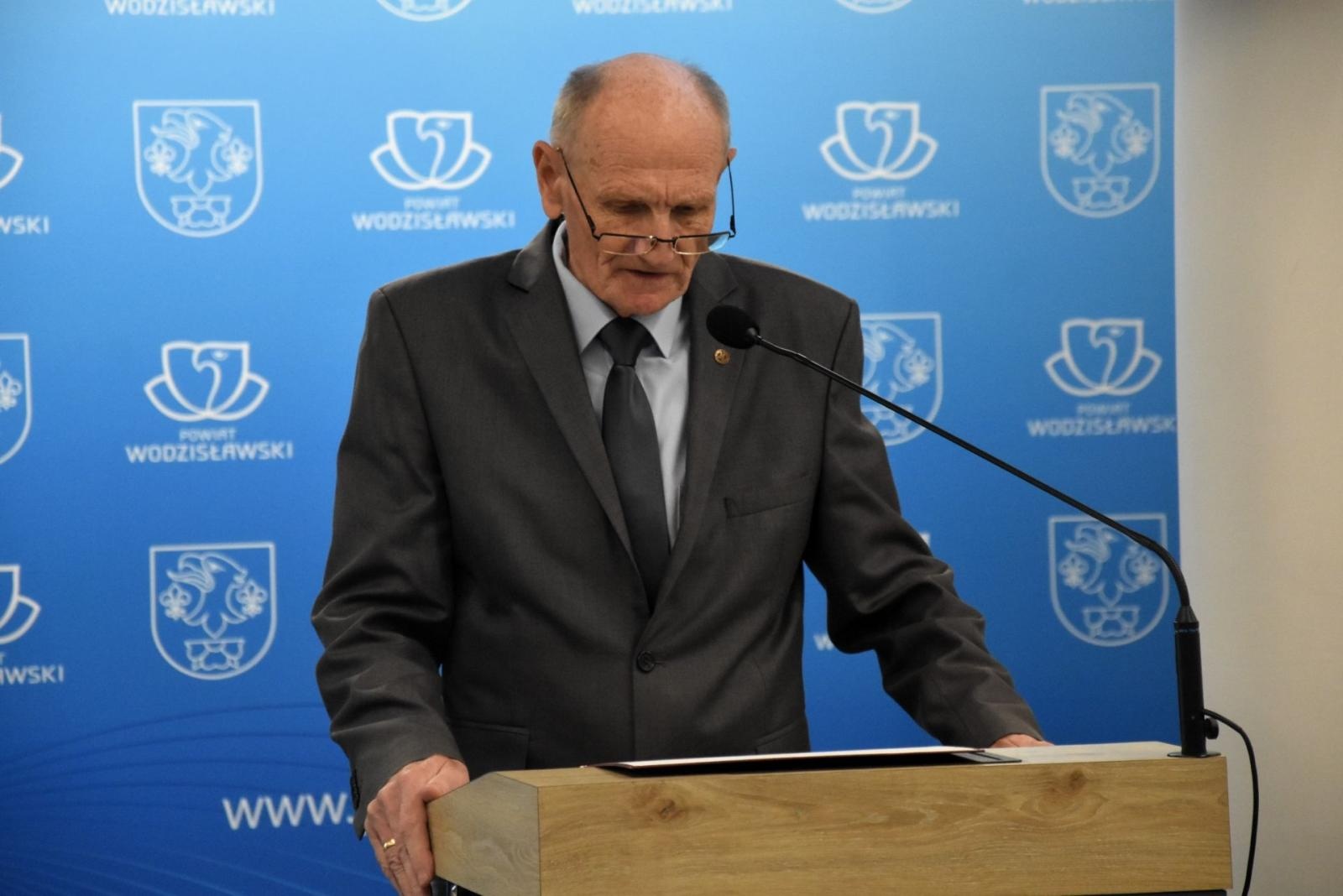 Zdjęcie w galerii na portalu naszwodzislaw.com: Zarząd Powiatu Wodzisławskiego siódmej kadencji wybrany wiadomości z regionu