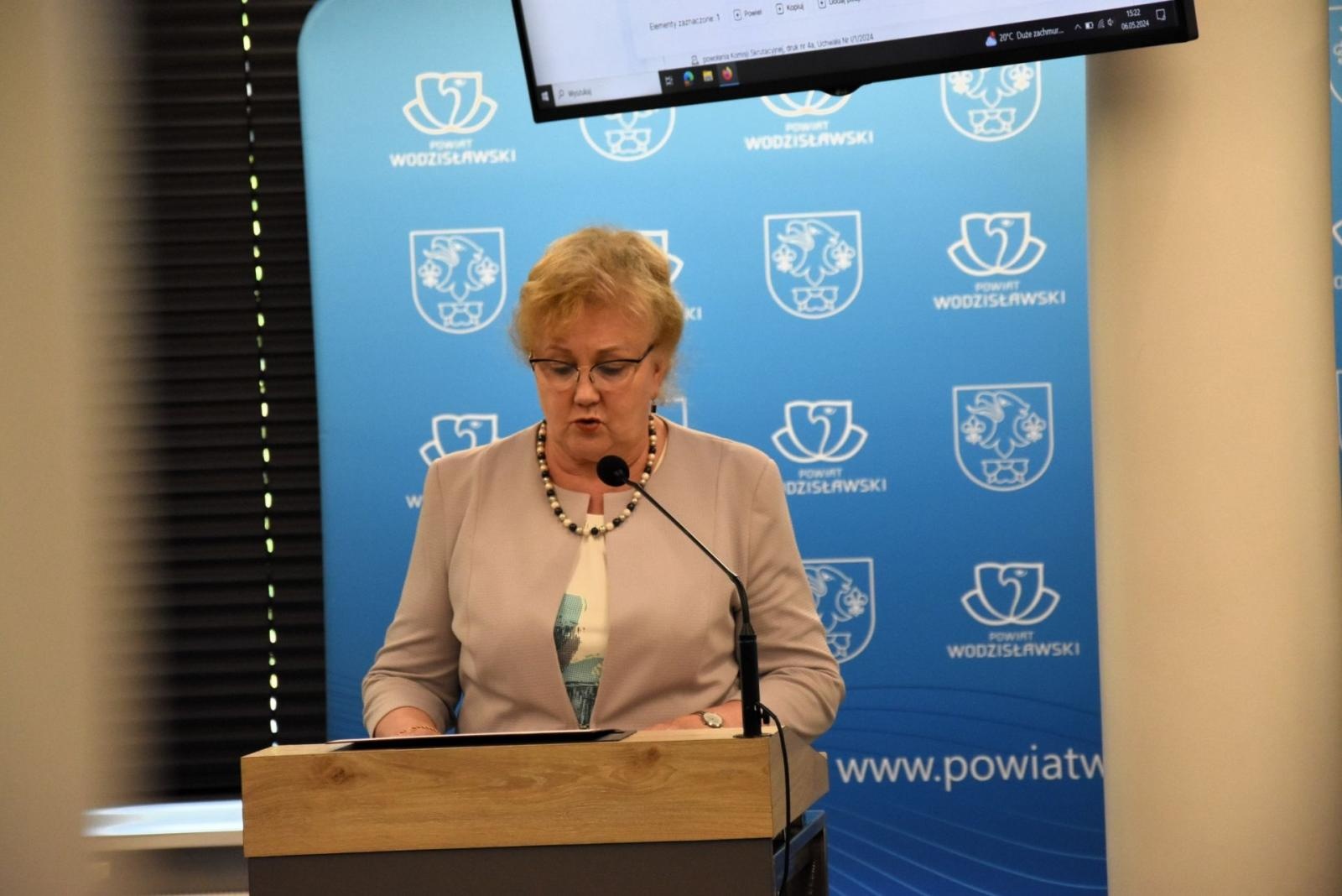 Zdjęcie w galerii na portalu naszwodzislaw.com: Zarząd Powiatu Wodzisławskiego siódmej kadencji wybrany wiadomości z regionu