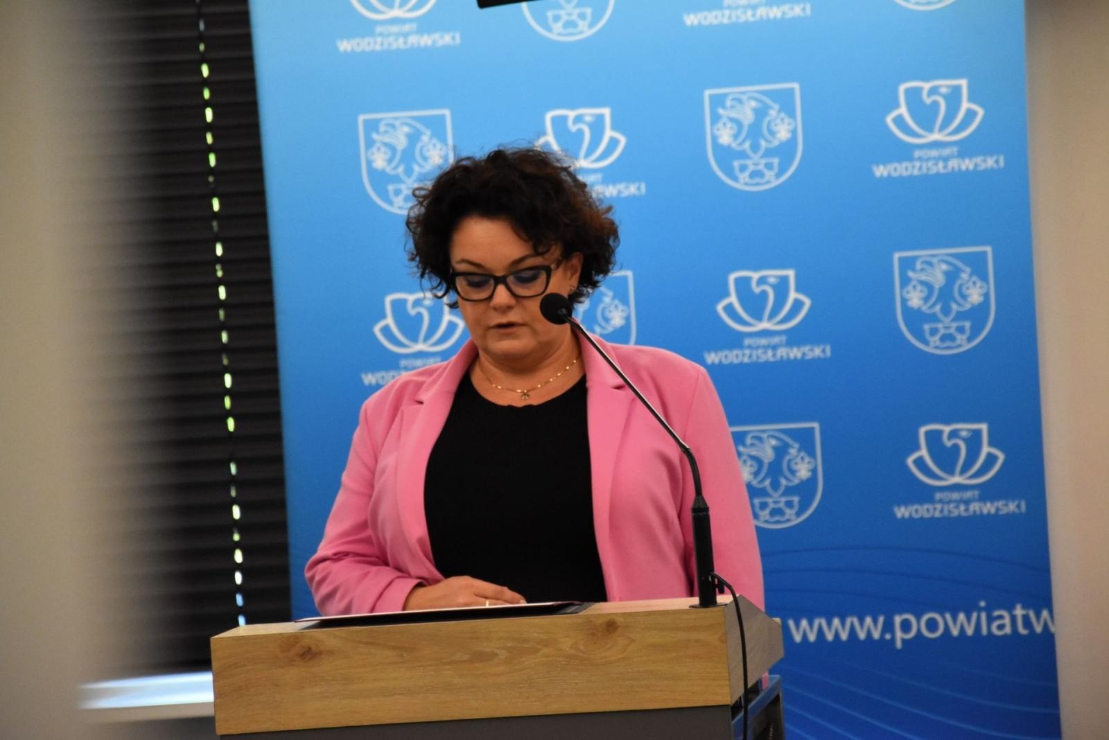 Zdjęcie w galerii na portalu naszwodzislaw.com: Zarząd Powiatu Wodzisławskiego siódmej kadencji wybrany wiadomości z regionu