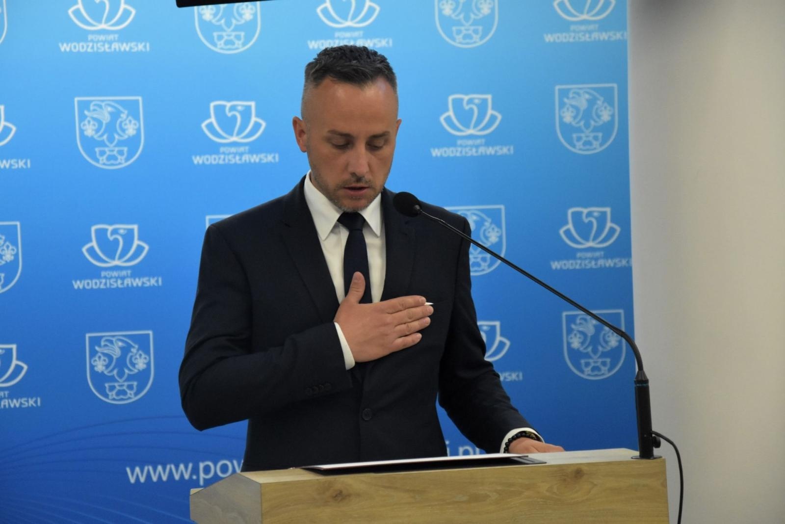 Zdjęcie w galerii na portalu naszwodzislaw.com: Zarząd Powiatu Wodzisławskiego siódmej kadencji wybrany wiadomości z regionu