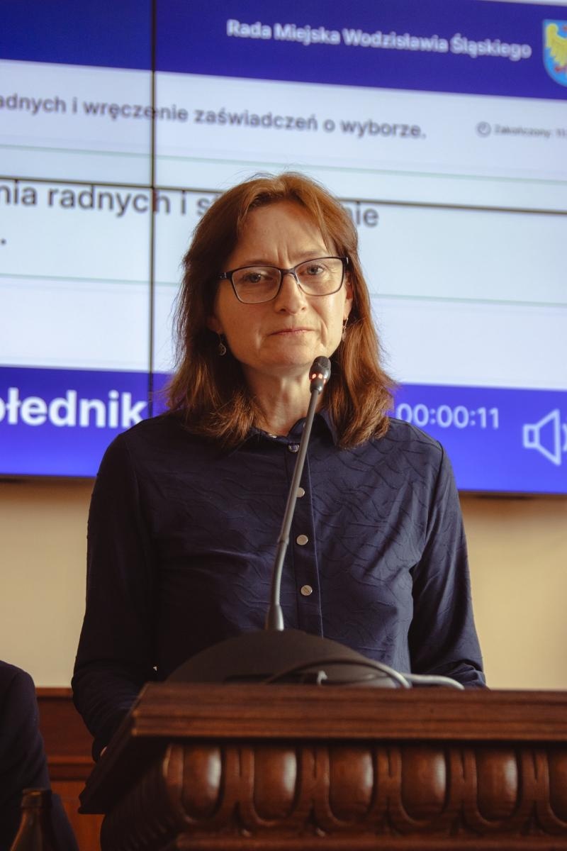 Zdjęcie w galerii na portalu naszwodzislaw.com: Pierwsza sesja kadencji 2024-2029 w Wodzisławiu Śląskim za nami. Ślubowali radni i prezydent [FOTO] wiadomości z regionu