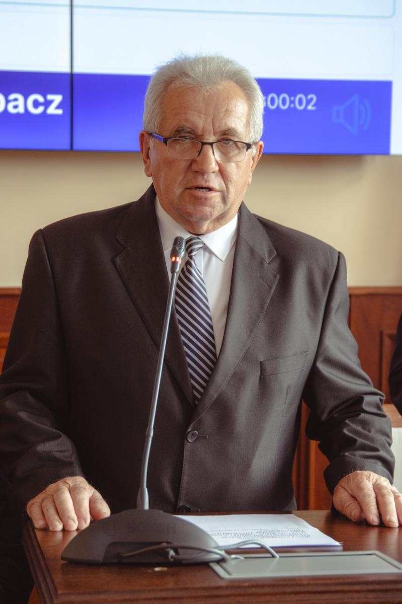 Zdjęcie w galerii na portalu naszwodzislaw.com: Pierwsza sesja kadencji 2024-2029 w Wodzisławiu Śląskim za nami. Ślubowali radni i prezydent [FOTO] wiadomości z regionu