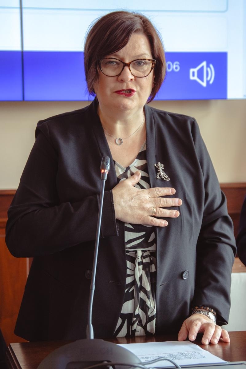 Zdjęcie w galerii na portalu naszwodzislaw.com: Pierwsza sesja kadencji 2024-2029 w Wodzisławiu Śląskim za nami. Ślubowali radni i prezydent [FOTO] wiadomości z regionu