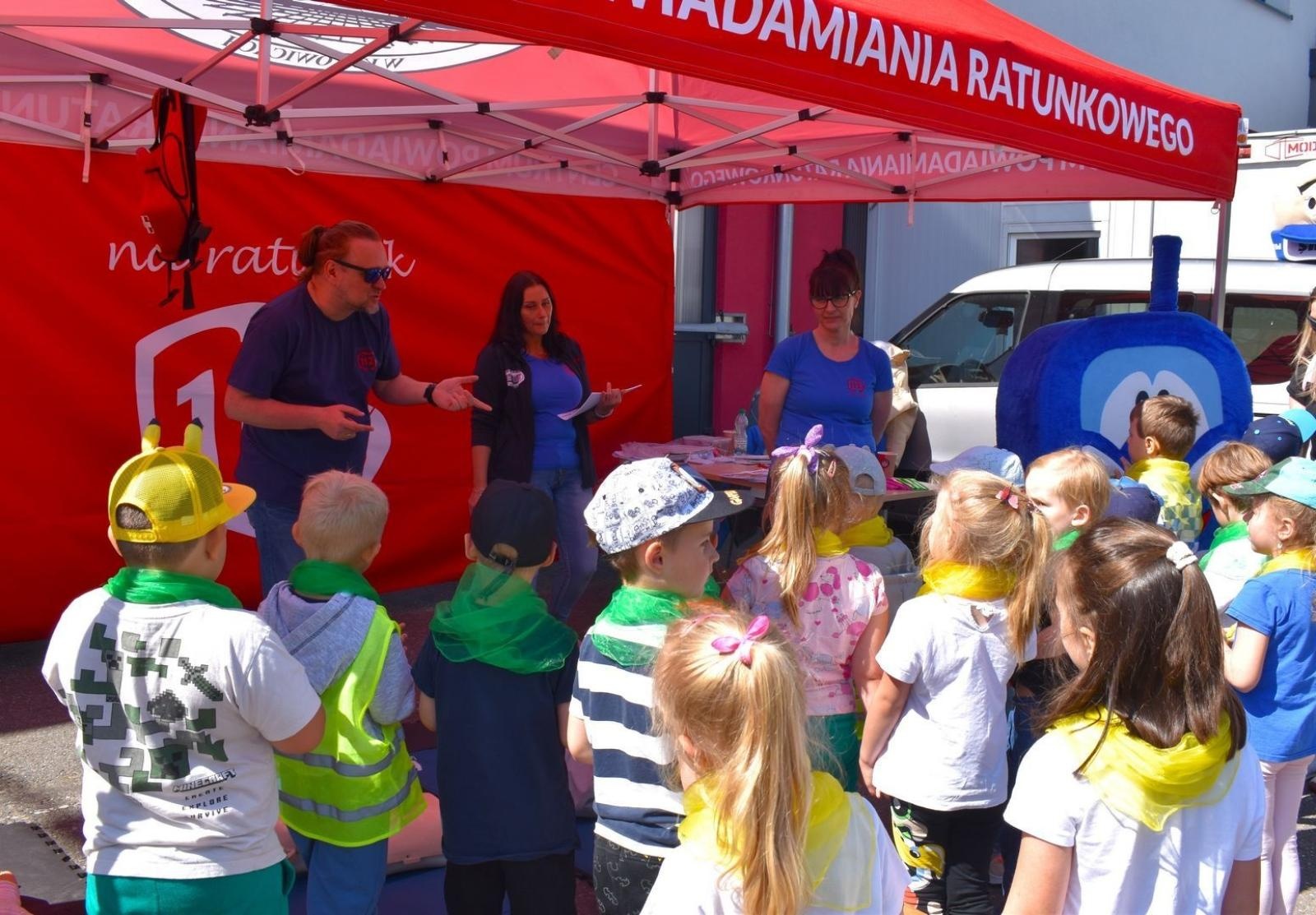 Zdjęcie w galerii na portalu naszwodzislaw.com: Dni otwartych strażnic w JRG Rydułtowy i Wodzisław Śląski [FOTO] wiadomości z regionu