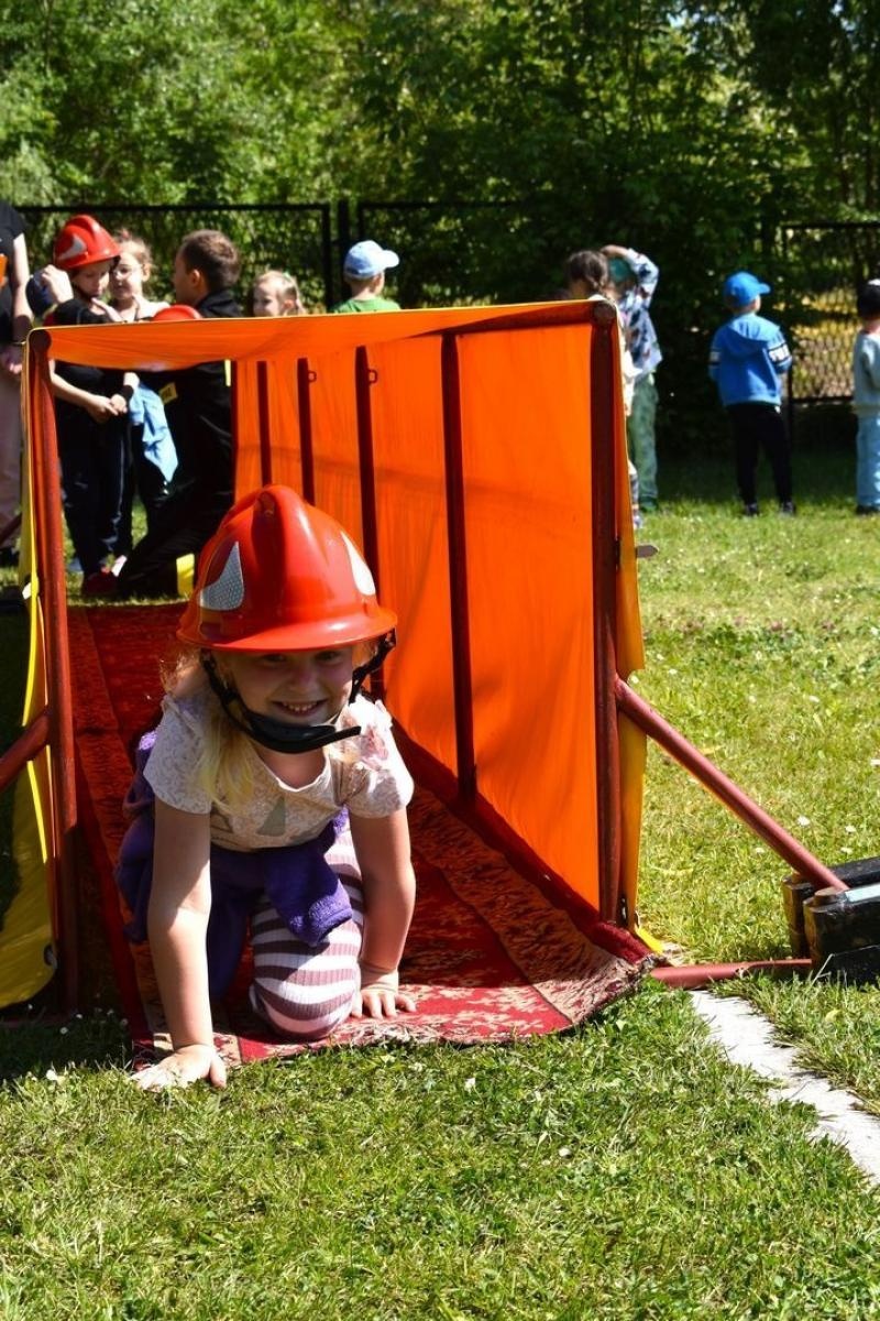 Zdjęcie w galerii na portalu naszwodzislaw.com: Dni otwartych strażnic w JRG Rydułtowy i Wodzisław Śląski [FOTO] wiadomości z regionu