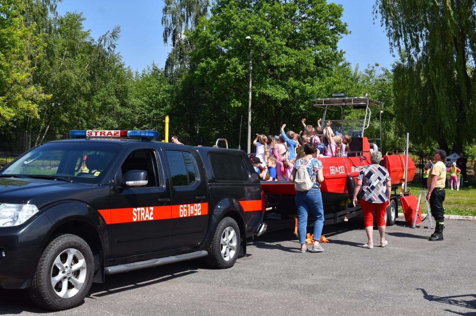 Zdjęcie w galerii na portalu naszwodzislaw.com: Dni otwartych strażnic w JRG Rydułtowy i Wodzisław Śląski [FOTO] wiadomości z regionu