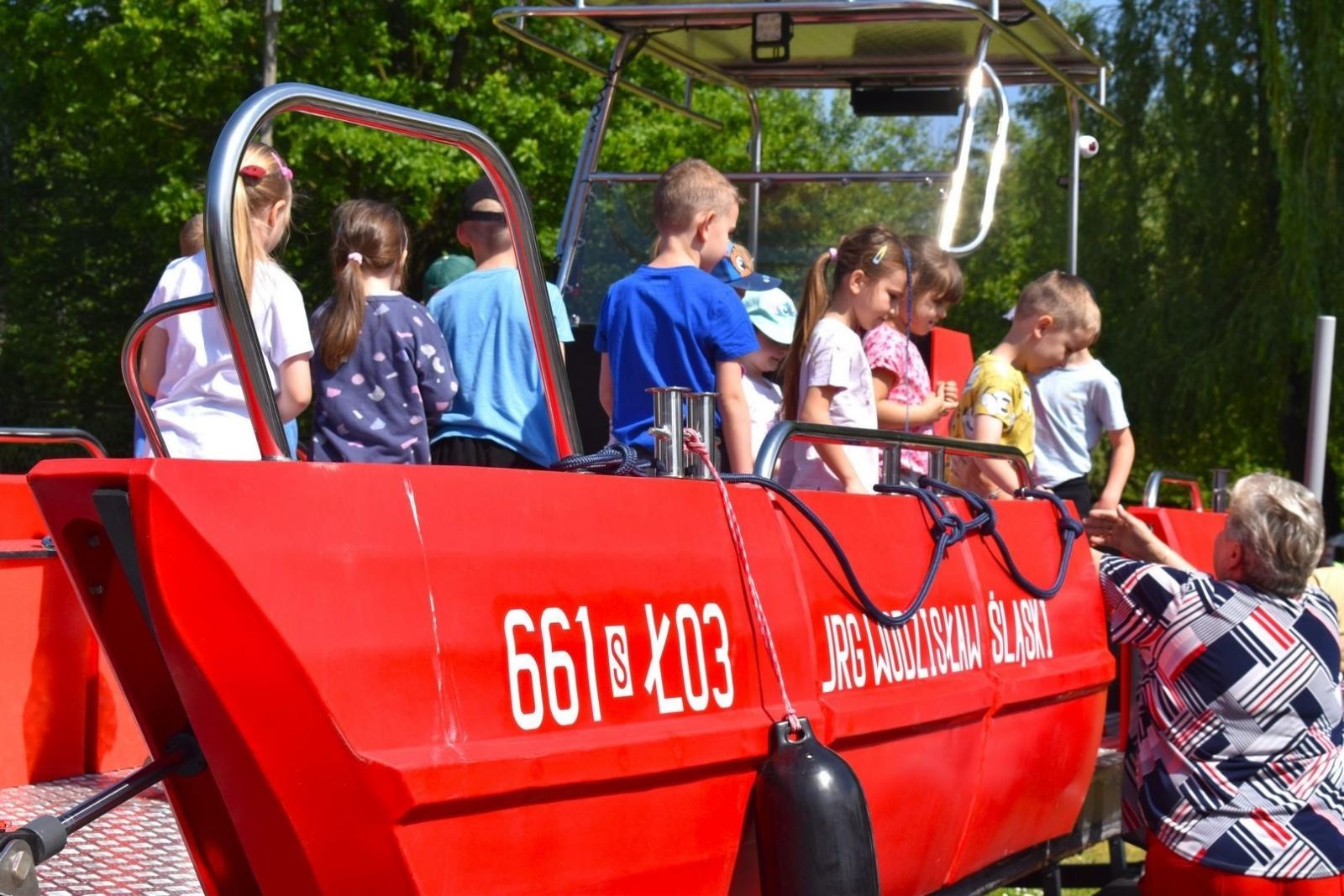 Zdjęcie w galerii na portalu naszwodzislaw.com: Dni otwartych strażnic w JRG Rydułtowy i Wodzisław Śląski [FOTO] wiadomości z regionu