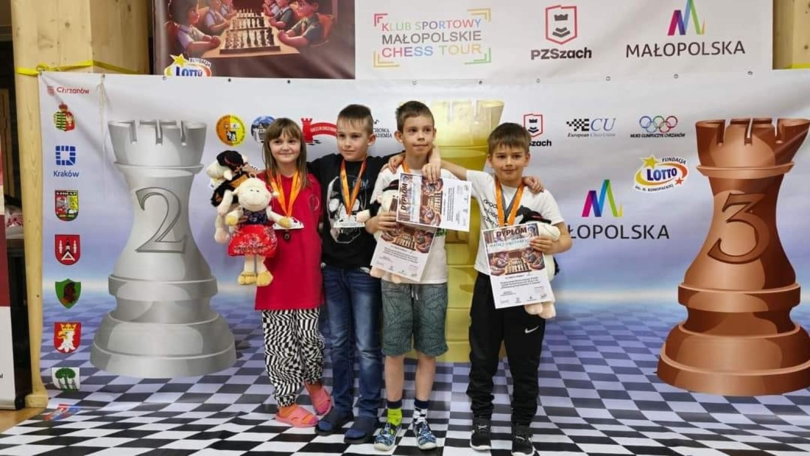 Zdjęcie w galerii na portalu naszwodzislaw.com: Intensywny okres dla wodzisławskich szachistów. Zawodnicy wodzisławskiej Baszty w czołówce wiadomości z regionu