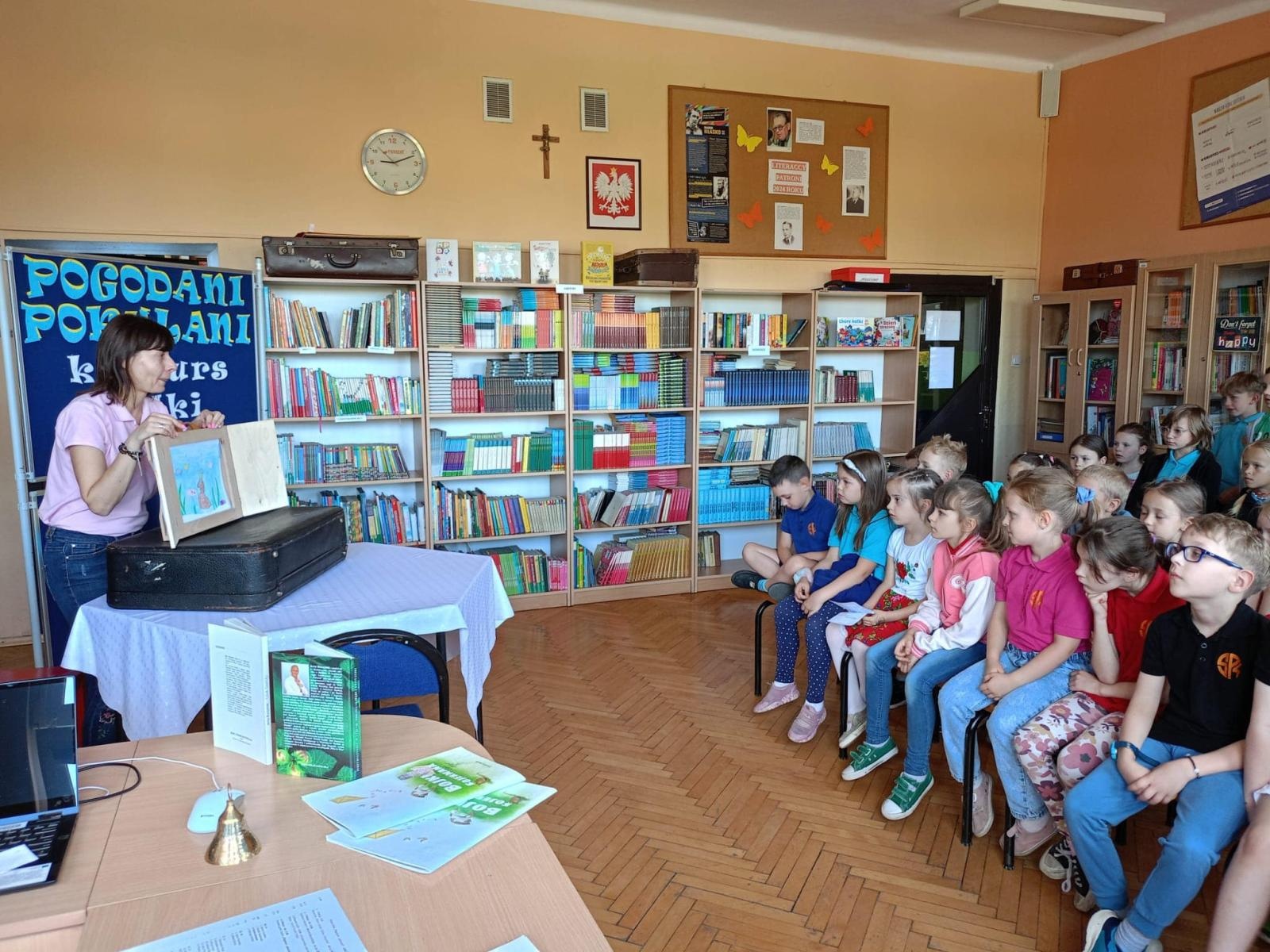 Zdjęcie w galerii na portalu naszwodzislaw.com: Obchody Dnia Śląskiego w SP 4 w Rydułtowach [FOTO] wiadomości z regionu