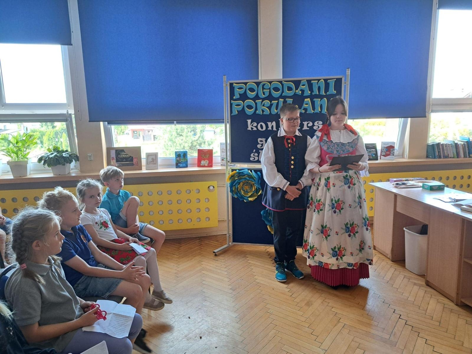 Zdjęcie w galerii na portalu naszwodzislaw.com: Obchody Dnia Śląskiego w SP 4 w Rydułtowach [FOTO] wiadomości z regionu