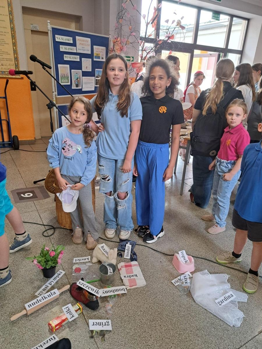 Zdjęcie w galerii na portalu naszwodzislaw.com: Obchody Dnia Śląskiego w SP 4 w Rydułtowach [FOTO] wiadomości z regionu