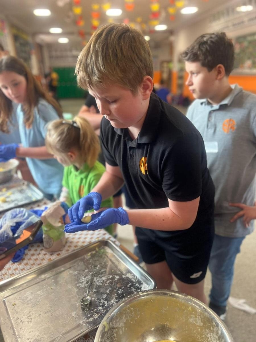 Zdjęcie w galerii na portalu naszwodzislaw.com: Obchody Dnia Śląskiego w SP 4 w Rydułtowach [FOTO] wiadomości z regionu