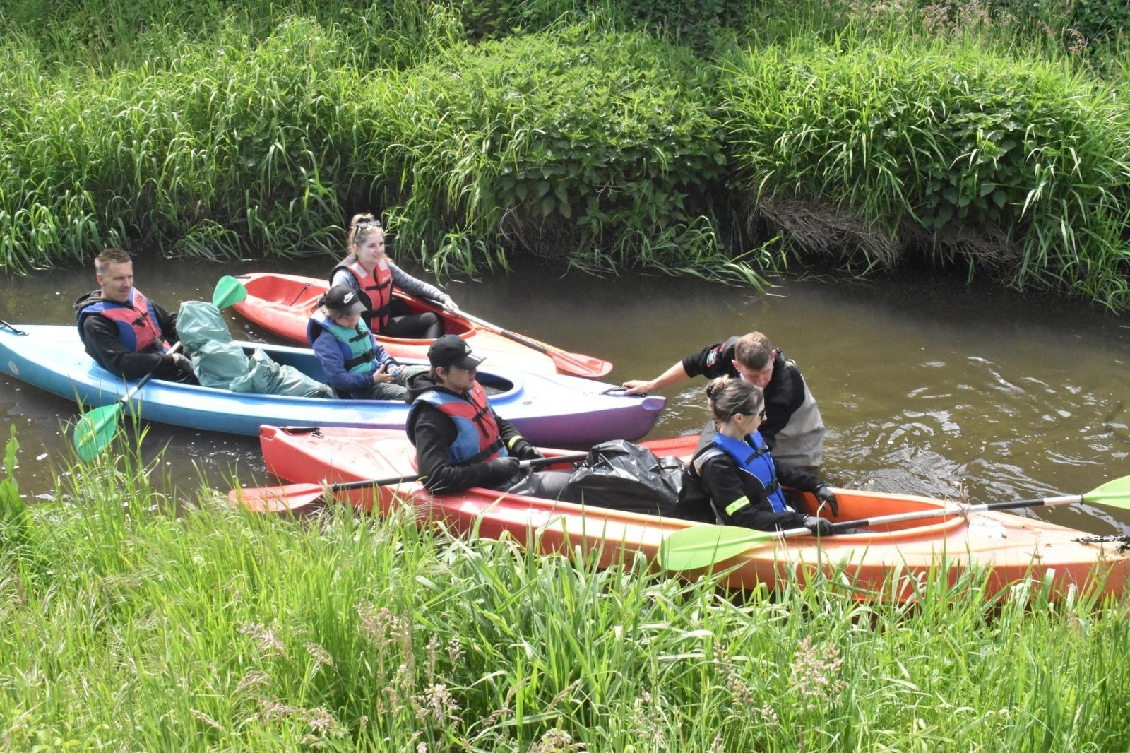 Zdjęcie w galerii na portalu naszwodzislaw.com: Szotkówka w Godowie posprzątana [FOTO] wiadomości z regionu