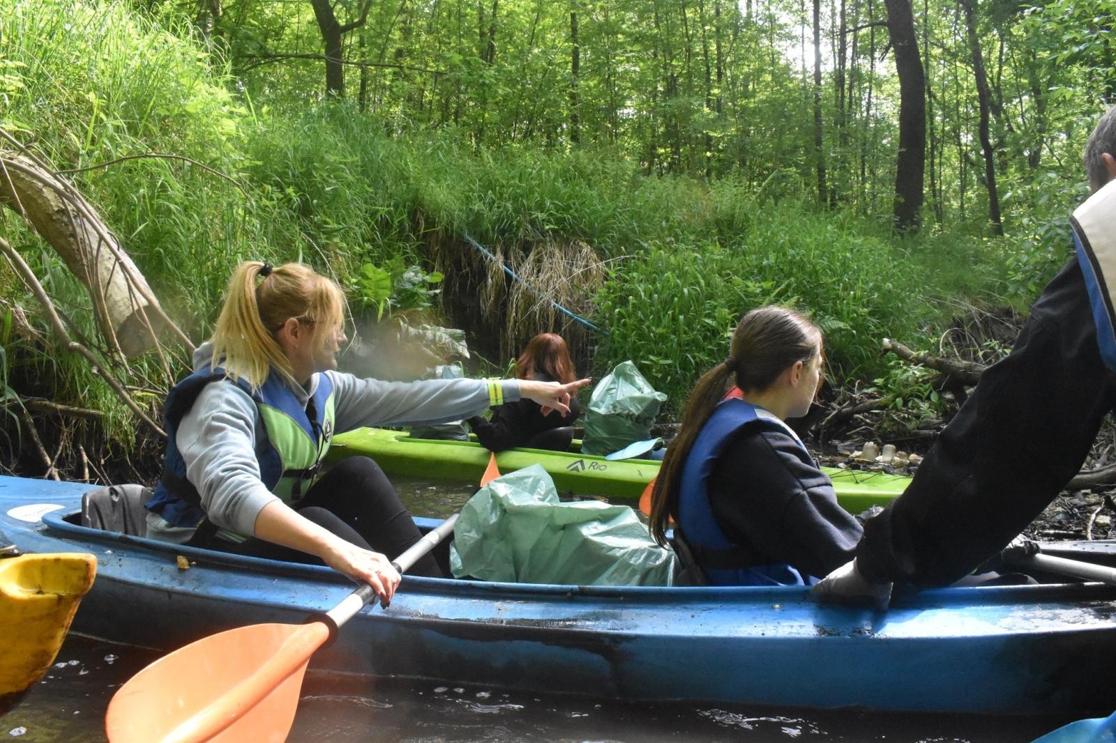 Zdjęcie w galerii na portalu naszwodzislaw.com: Szotkówka w Godowie posprzątana [FOTO] wiadomości z regionu
