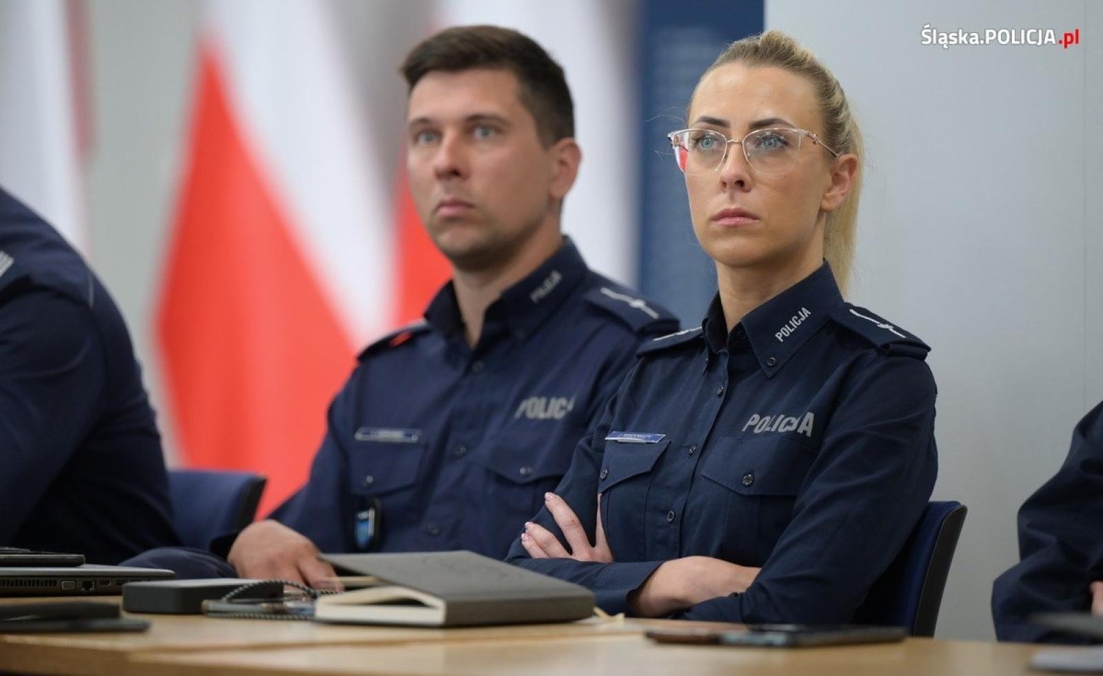 Zdjęcie w galerii na portalu naszwodzislaw.com: Szkolenie oficerów prasowych śląskiego garnizonu policji [FOTO] wiadomości z regionu