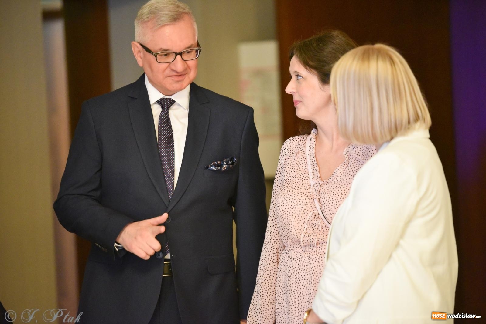 Zdjęcie w galerii na portalu naszwodzislaw.com: Pierwszy stopień wtajemniczenia. Czepkowanie w raciborskiej ANS [FOTO i WIDEO] wiadomości z regionu