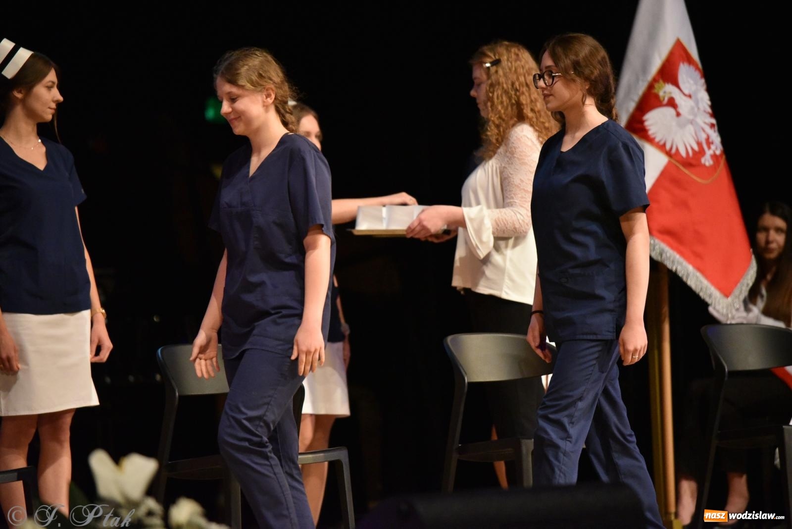 Zdjęcie w galerii na portalu naszwodzislaw.com: Pierwszy stopień wtajemniczenia. Czepkowanie w raciborskiej ANS [FOTO i WIDEO] wiadomości z regionu