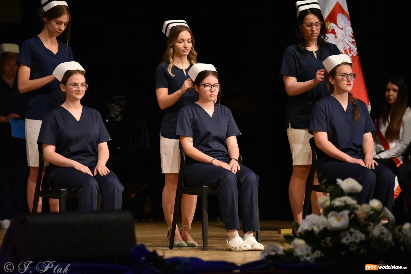 Zdjęcie w galerii na portalu naszwodzislaw.com: Pierwszy stopień wtajemniczenia. Czepkowanie w raciborskiej ANS [FOTO i WIDEO] wiadomości z regionu