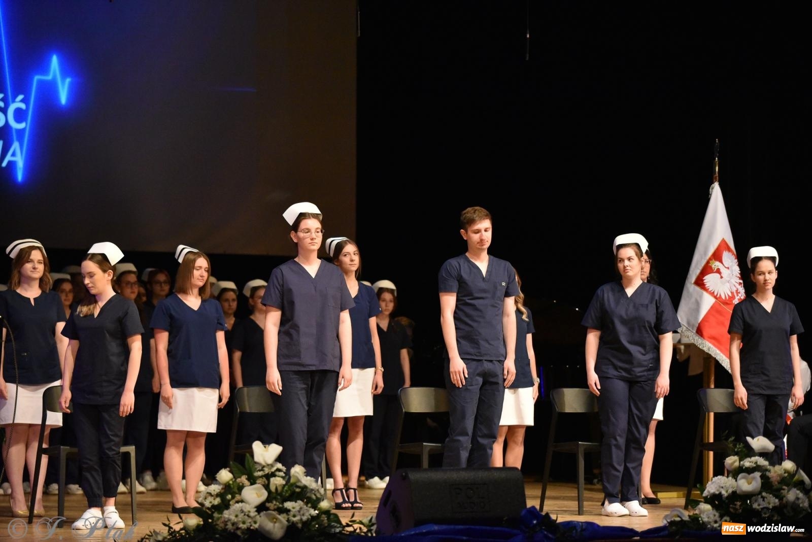 Zdjęcie w galerii na portalu naszwodzislaw.com: Pierwszy stopień wtajemniczenia. Czepkowanie w raciborskiej ANS [FOTO i WIDEO] wiadomości z regionu