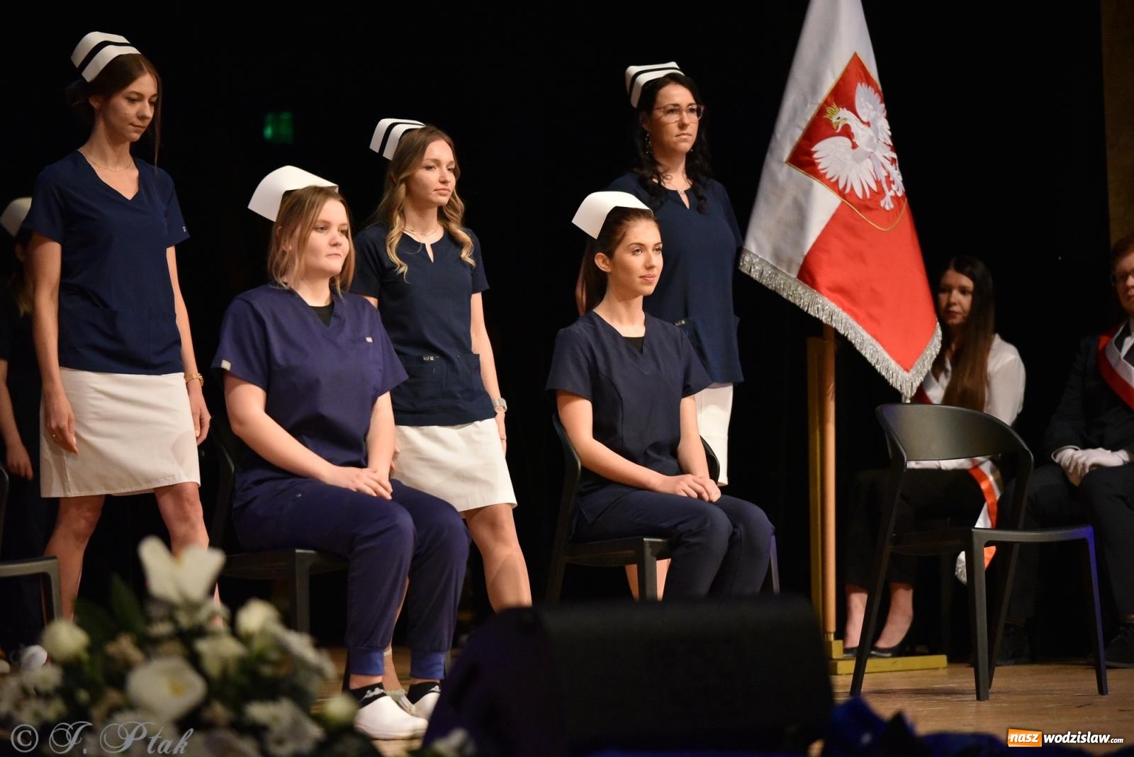 Zdjęcie w galerii na portalu naszwodzislaw.com: Pierwszy stopień wtajemniczenia. Czepkowanie w raciborskiej ANS [FOTO i WIDEO] wiadomości z regionu