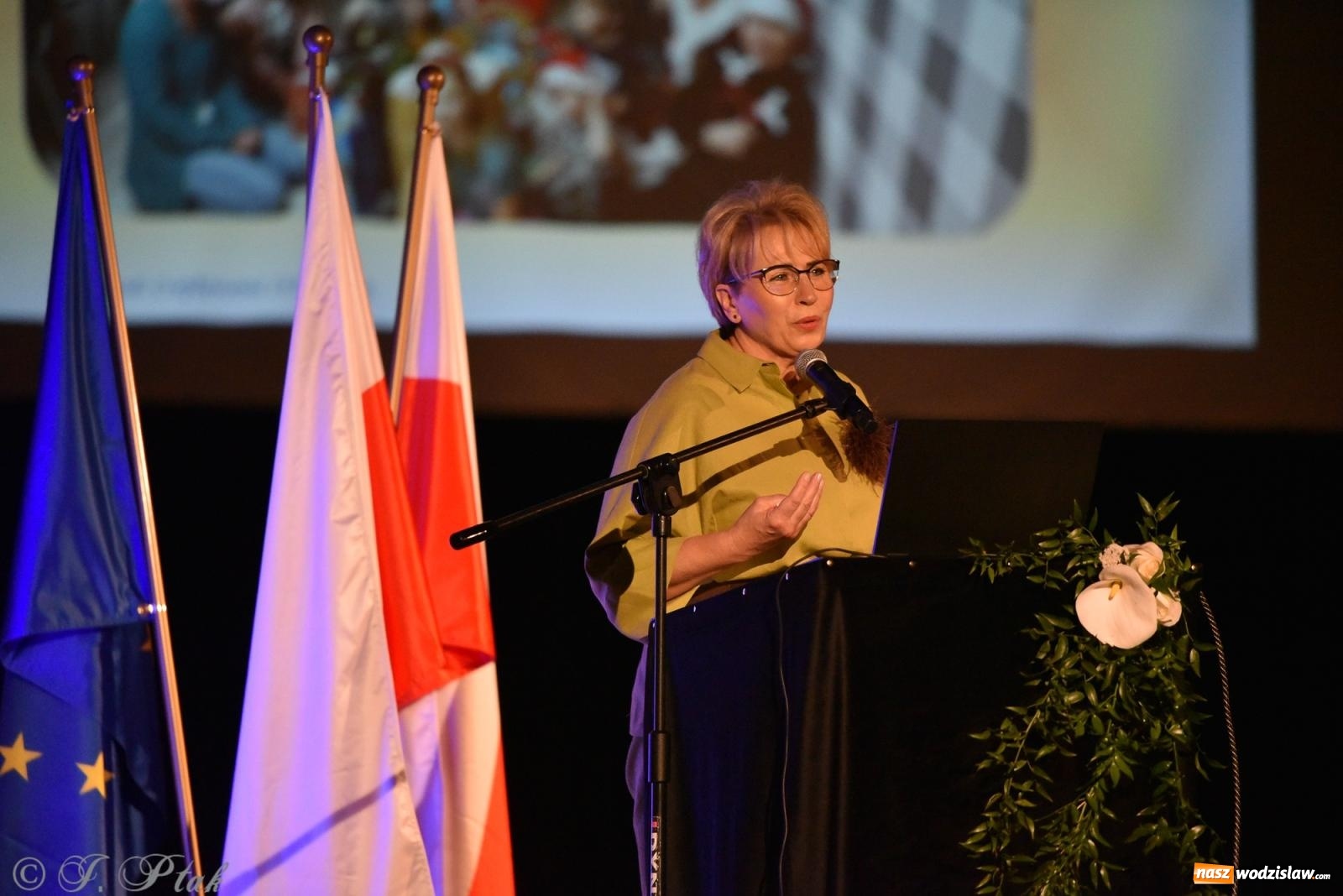 Zdjęcie w galerii na portalu naszwodzislaw.com: Pierwszy stopień wtajemniczenia. Czepkowanie w raciborskiej ANS [FOTO i WIDEO] wiadomości z regionu