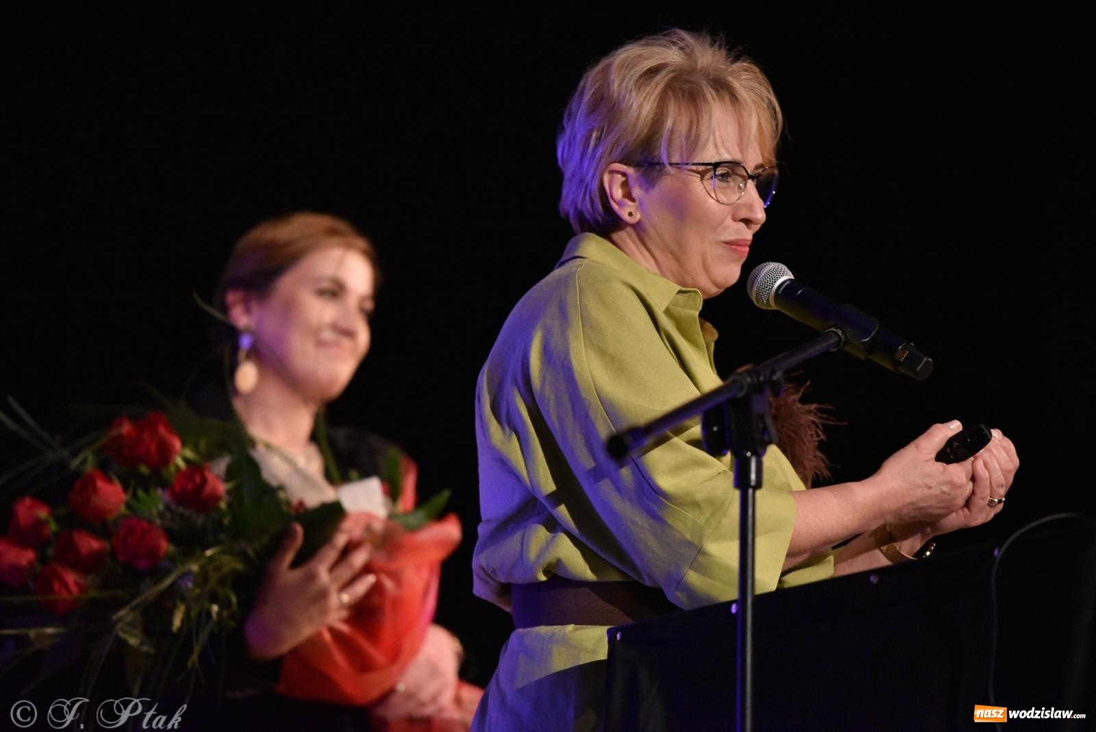 Zdjęcie w galerii na portalu naszwodzislaw.com: Pierwszy stopień wtajemniczenia. Czepkowanie w raciborskiej ANS [FOTO i WIDEO] wiadomości z regionu