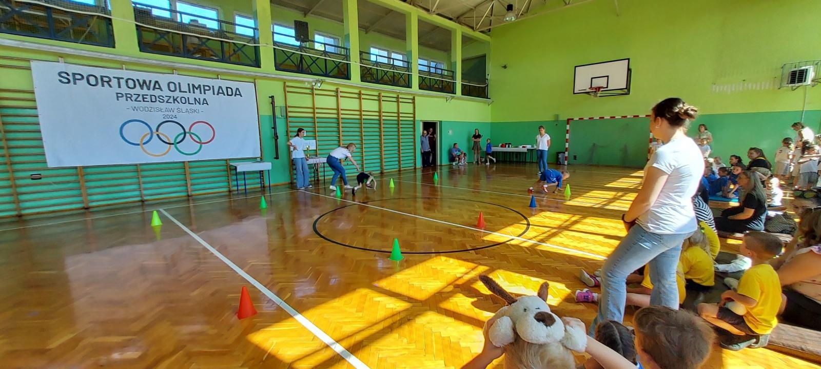 Zdjęcie w galerii na portalu naszwodzislaw.com: Sportowa olimpiada w przedszkolu w Kokoszycach [FOTO] wiadomości z regionu