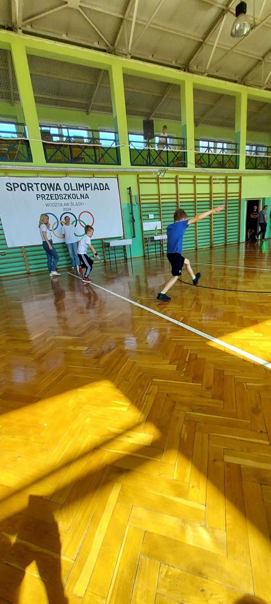 Zdjęcie w galerii na portalu naszwodzislaw.com: Sportowa olimpiada w przedszkolu w Kokoszycach [FOTO] wiadomości z regionu