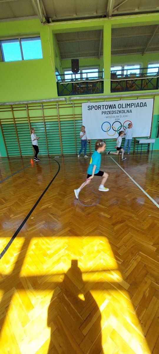 Zdjęcie w galerii na portalu naszwodzislaw.com: Sportowa olimpiada w przedszkolu w Kokoszycach [FOTO] wiadomości z regionu