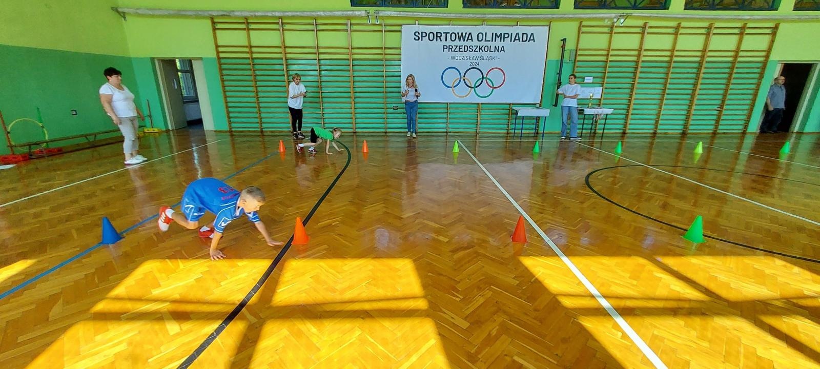 Zdjęcie w galerii na portalu naszwodzislaw.com: Sportowa olimpiada w przedszkolu w Kokoszycach [FOTO] wiadomości z regionu