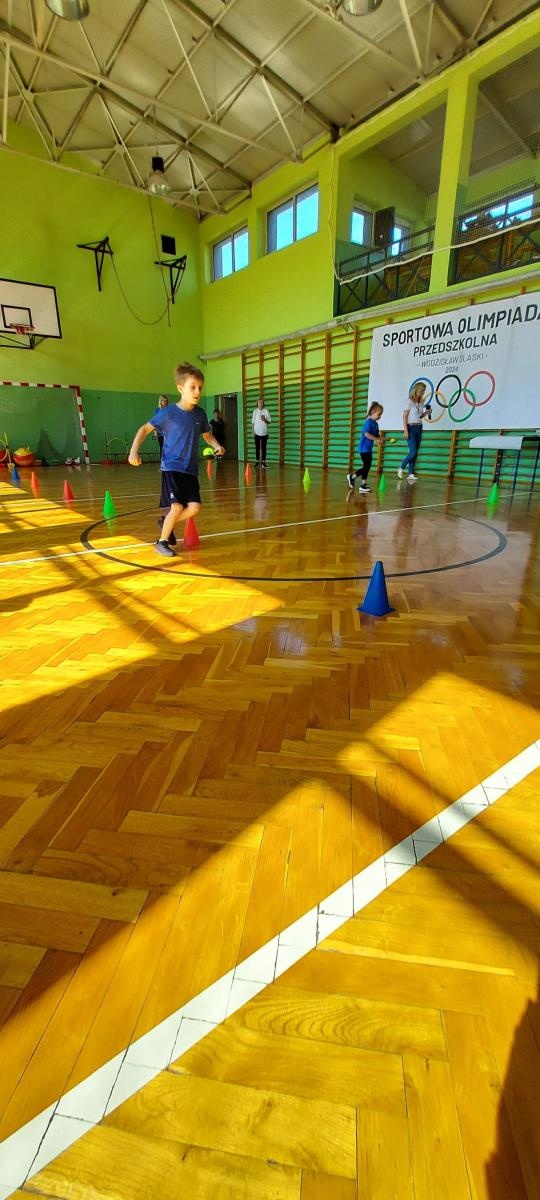 Zdjęcie w galerii na portalu naszwodzislaw.com: Sportowa olimpiada w przedszkolu w Kokoszycach [FOTO] wiadomości z regionu