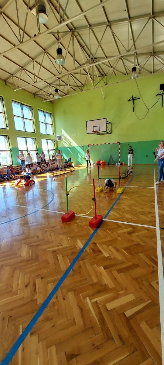 Zdjęcie w galerii na portalu naszwodzislaw.com: Sportowa olimpiada w przedszkolu w Kokoszycach [FOTO] wiadomości z regionu